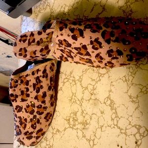 Leopard print slides
